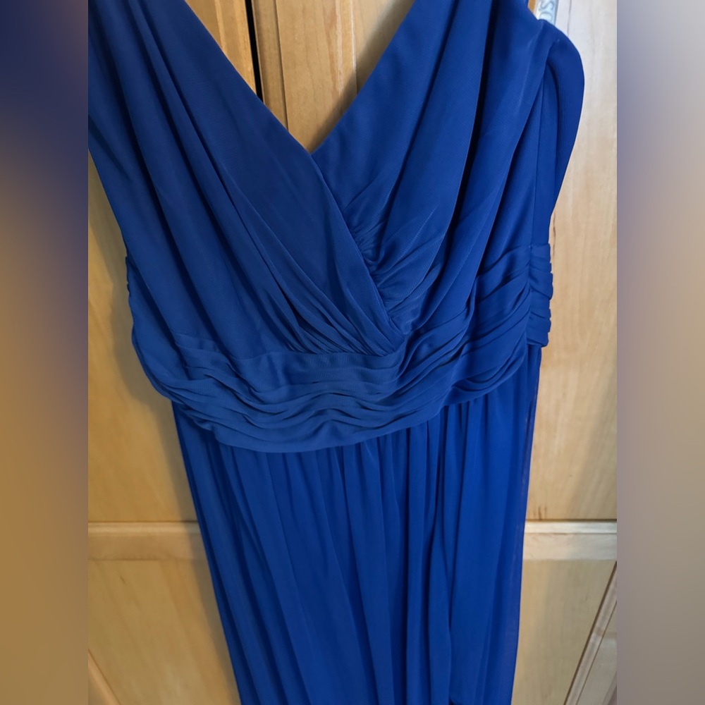 Elegant Blue David’s Bridal Bridesmaid Or Prom Dress NWT - Picture 6 of 16